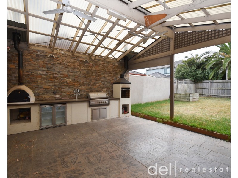 8 Yoni Court, Hallam VIC 3803