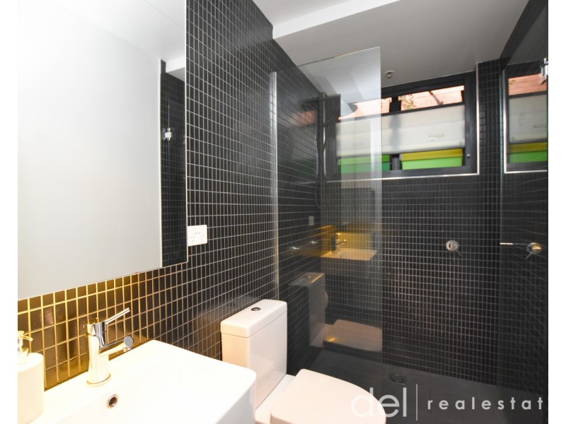 1/17 Ellesmere Road, Windsor VIC 3181