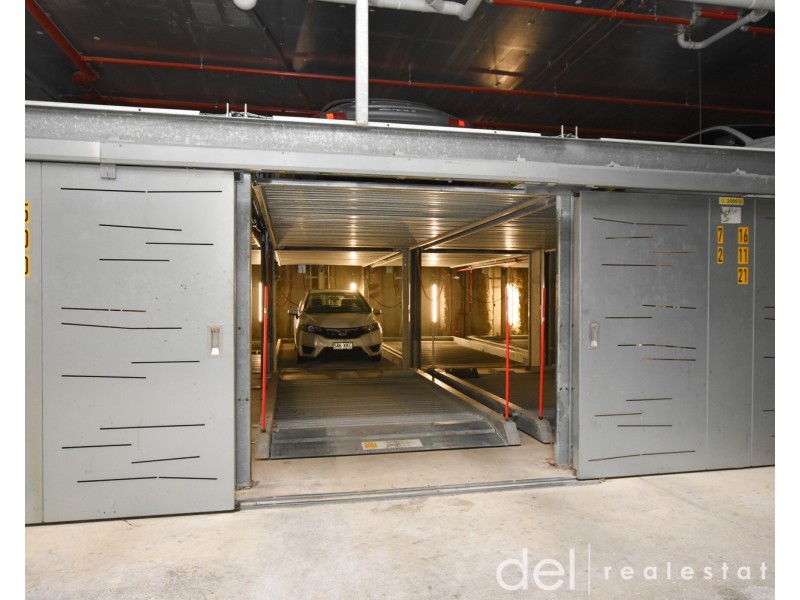 1/17 Ellesmere Road, Windsor VIC 3181