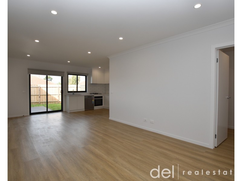 5/17 Menzies Avenue, Dandenong North VIC 3175