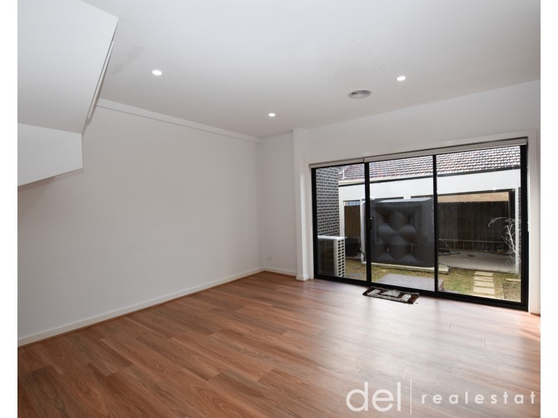 1/4 Belfort Street, Dandenong VIC 3175