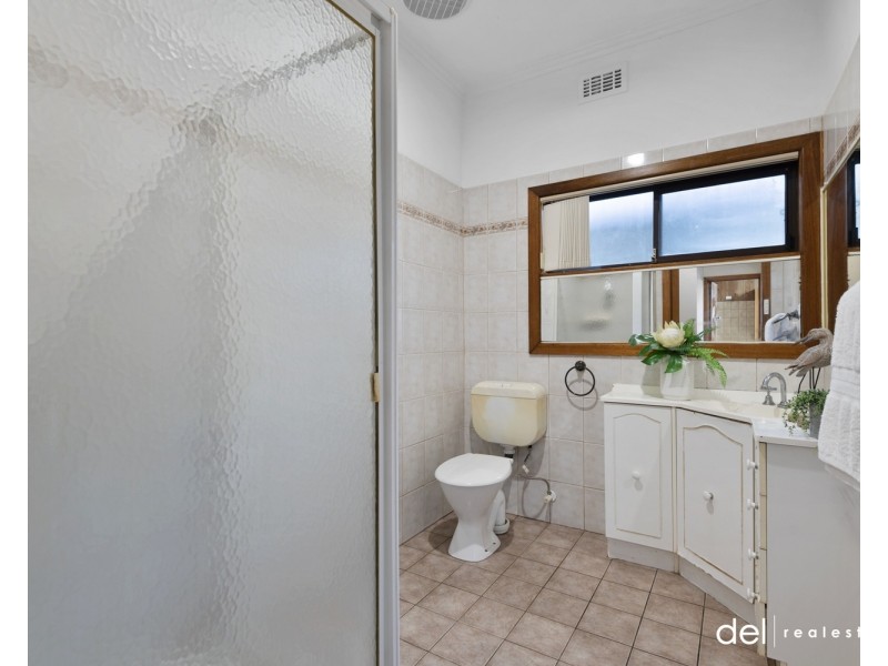 1/35 Grace Avenue, Dandenong VIC 3175