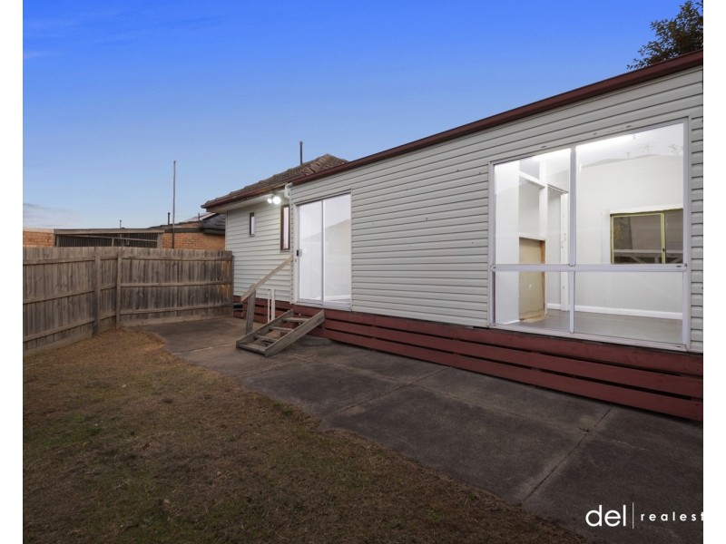 1/35 Grace Avenue, Dandenong VIC 3175
