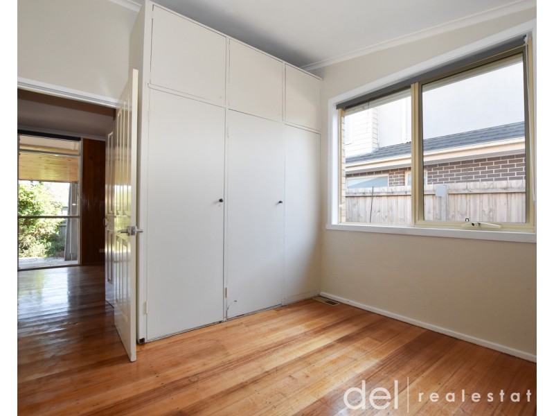 1/36 Adele Avenue, Ferntree Gully VIC 3156