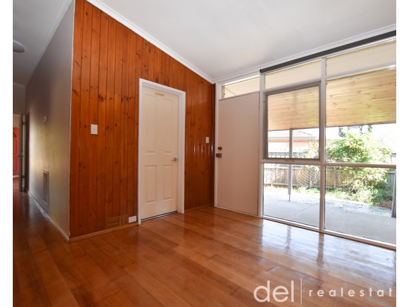 1/36 Adele Avenue, Ferntree Gully VIC 3156
