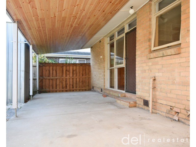 1/36 Adele Avenue, Ferntree Gully VIC 3156