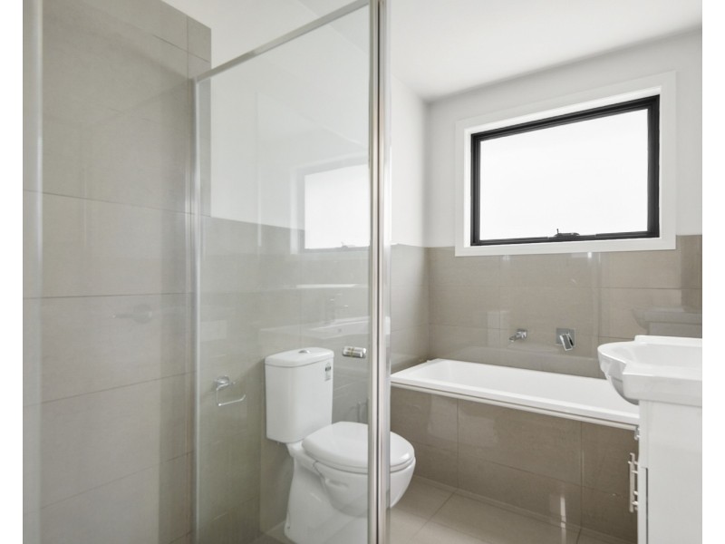 1A Claret Street, Doveton VIC 3177