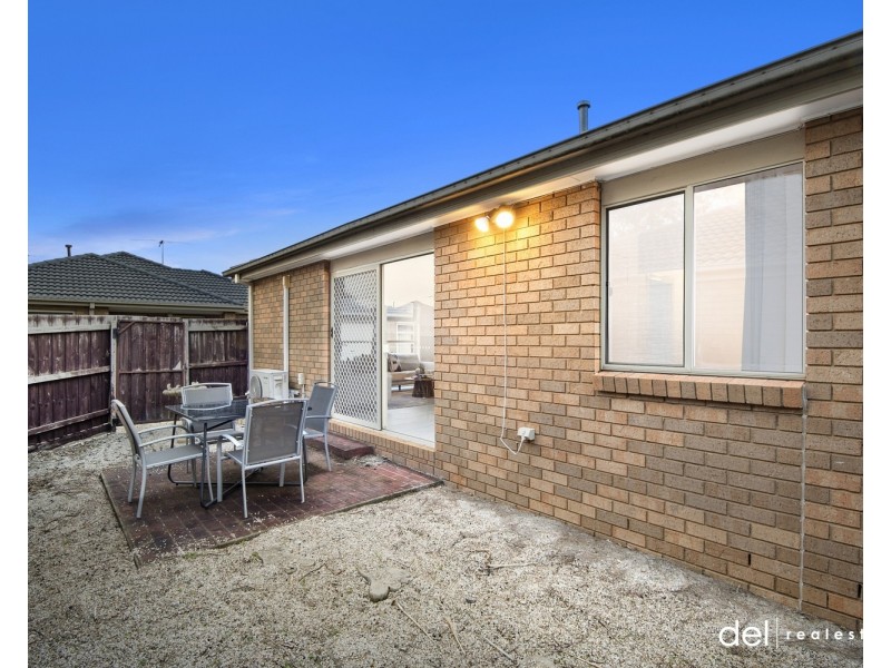 9/95-101 Breens Road, Cranbourne West VIC 3977