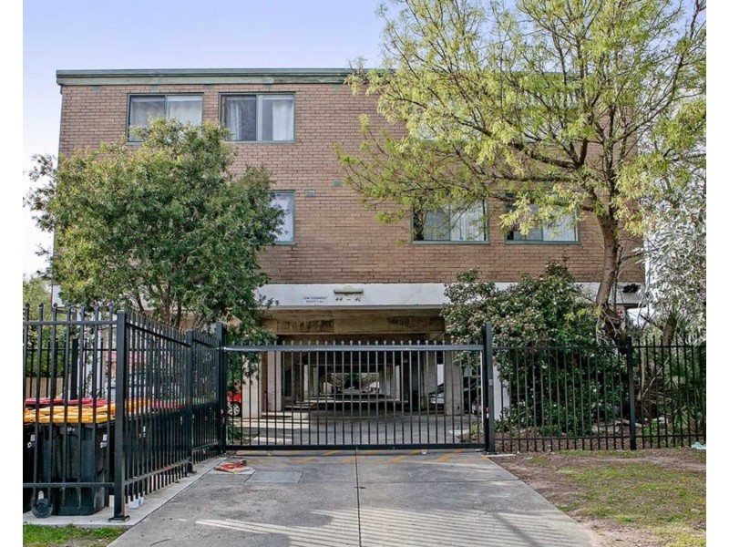 2/44-46 Potter Street, Dandenong VIC 3175