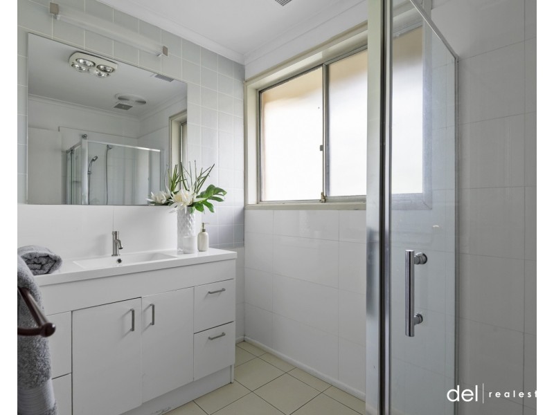 16 Murray Road, Dandenong North VIC 3175