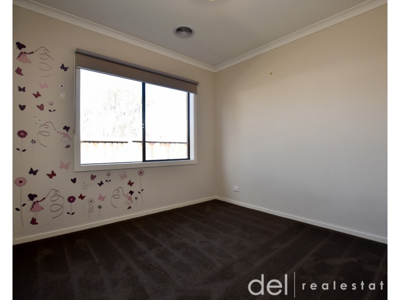 7 Compton Lane, Officer VIC 3809