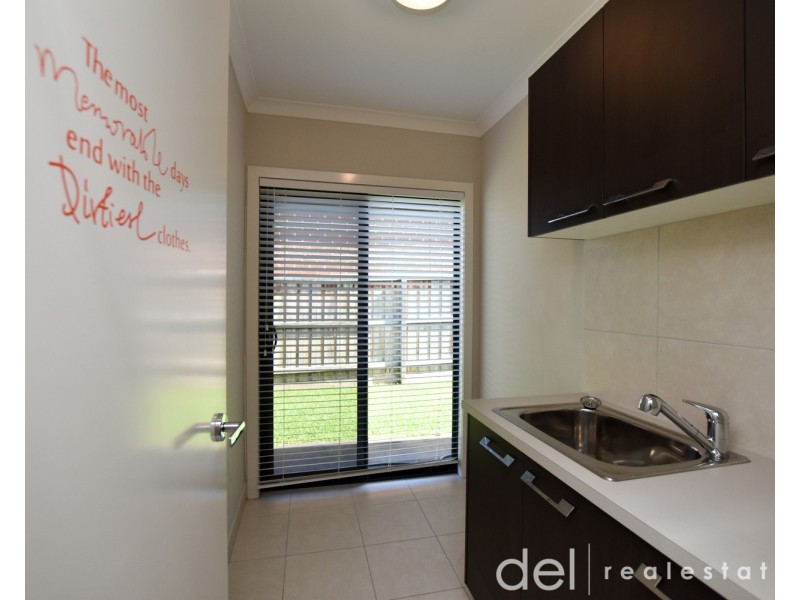 7 Compton Lane, Officer VIC 3809