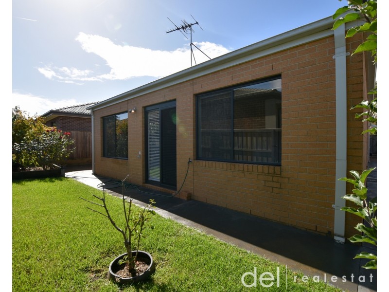 7 Compton Lane, Officer VIC 3809