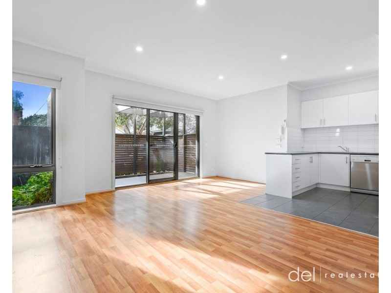 1/19 Close Avenue, Dandenong VIC 3175