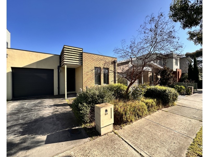 32 Steven Street, Dandenong VIC 3175
