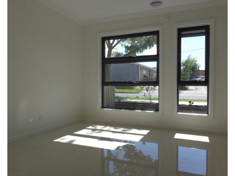 10A Carroll Avenue, Dandenong VIC 3175