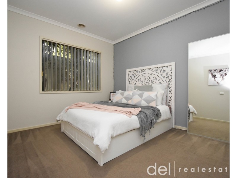 4 Goulburn Place, Pakenham VIC 3810