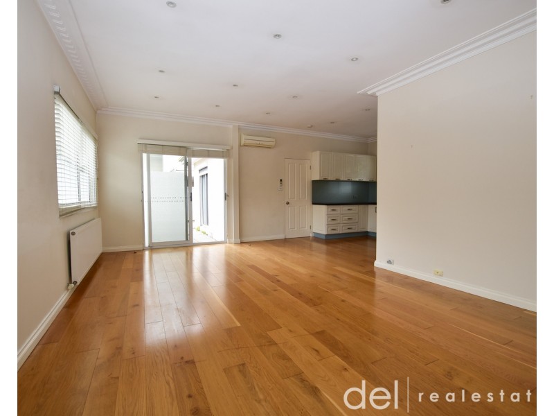 1/14 Byron Street, Carnegie VIC 3163