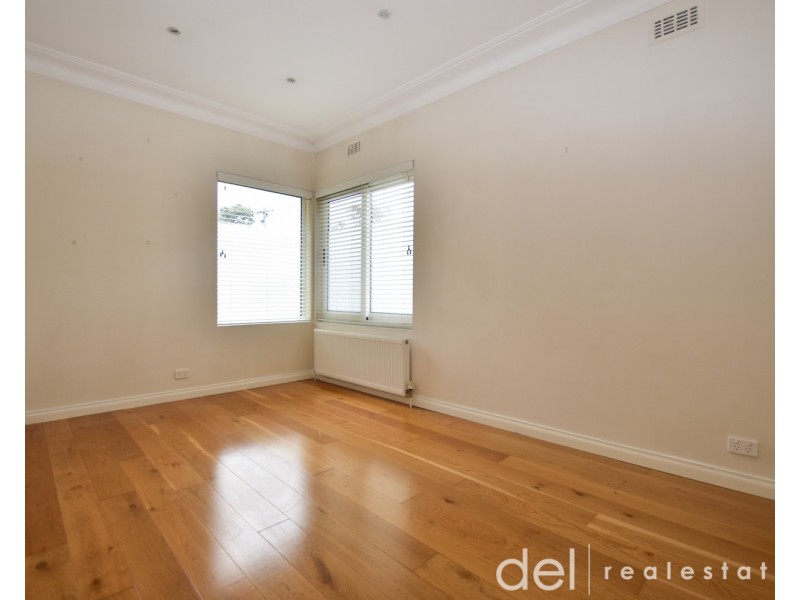 1/14 Byron Street, Carnegie VIC 3163