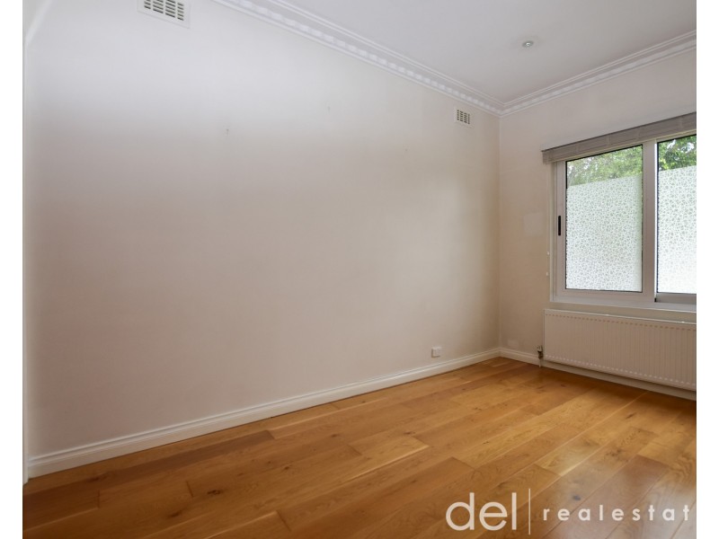 1/14 Byron Street, Carnegie VIC 3163