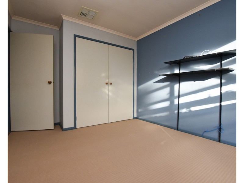 29 Stirling Avenue, Cranbourne North VIC 3977