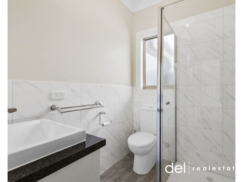 2/14 Roberta Street, Dandenong VIC 3175