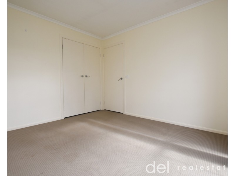 22 Sallybrook Circuit, Narre Warren VIC 3805