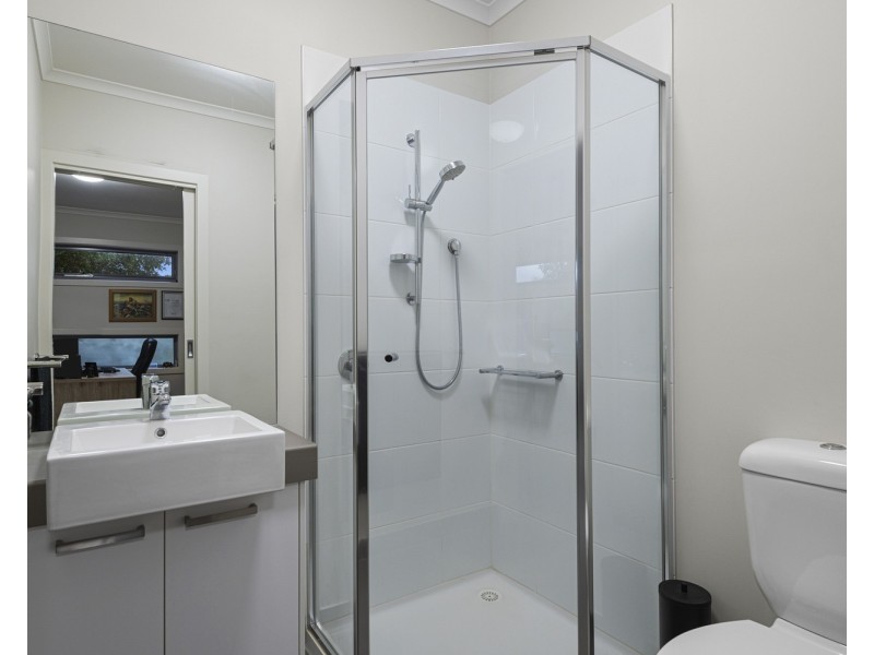 17 Hinterland Close, Lynbrook VIC 3975