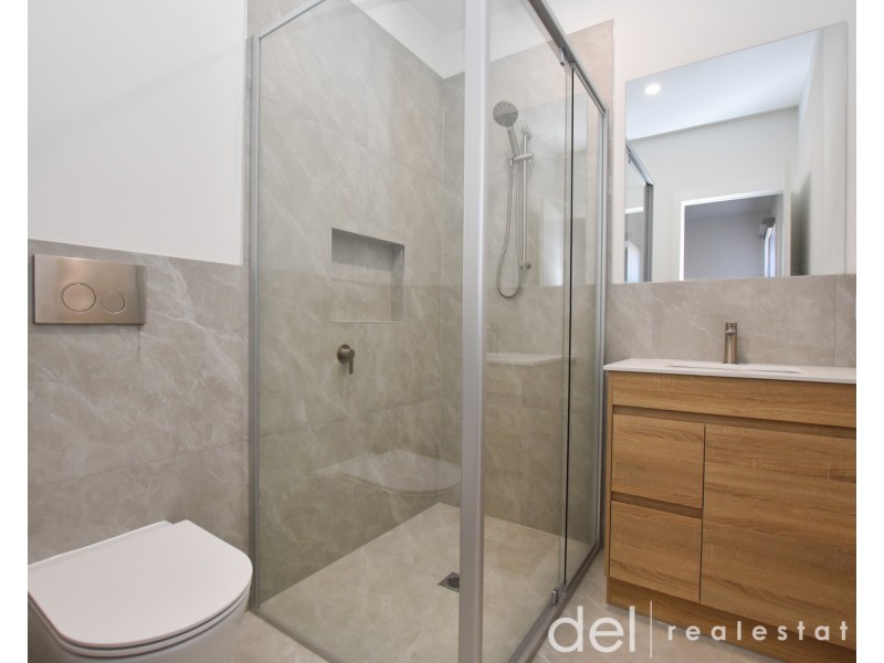 2A Haverstock Hill Close, Endeavour Hills VIC 3802