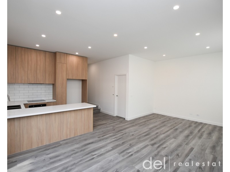 2b Haverstock Hill Close, Endeavour Hills VIC 3802