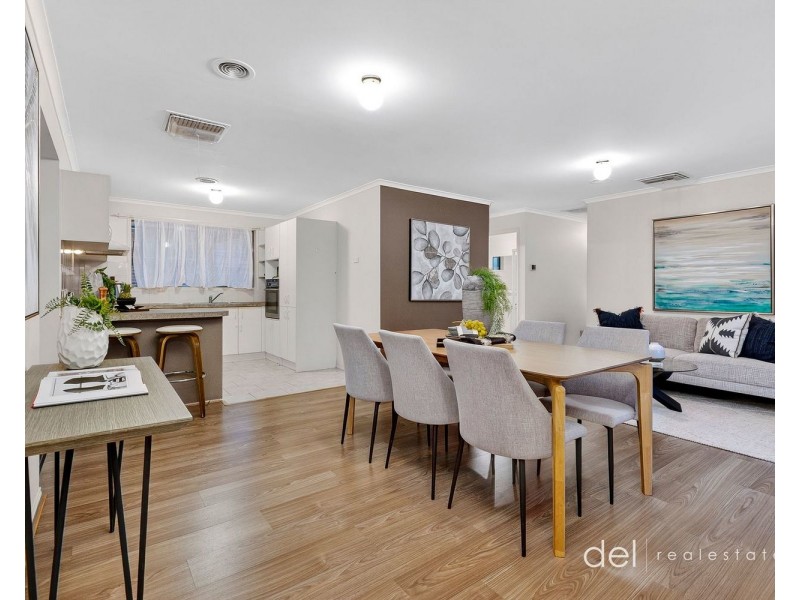 6 Tulsk Close, Hampton Park VIC 3976