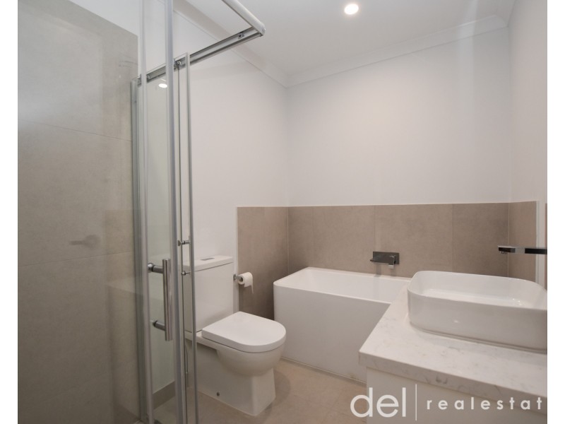5/17 Menzies Avenue, Dandenong North VIC 3175