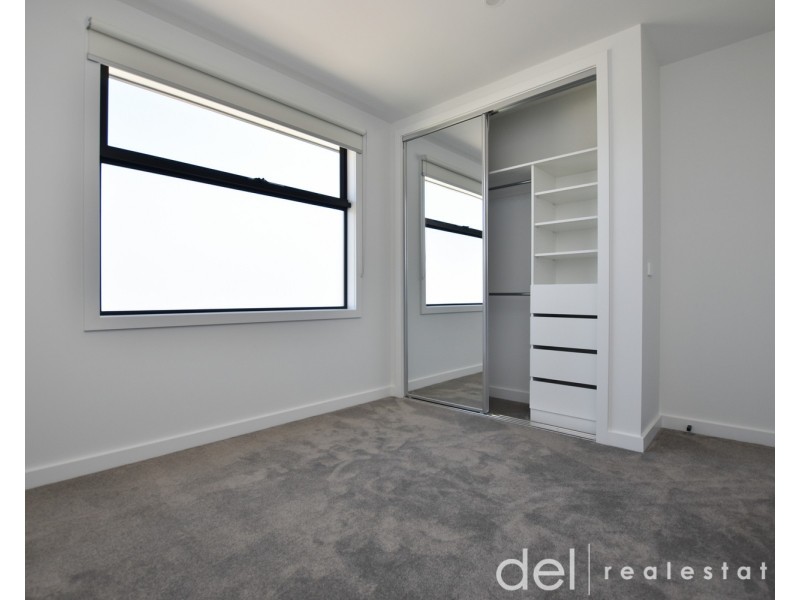 2c Apple Court, Doveton VIC 3177