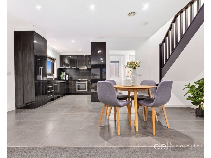 1/10 Bloomfield Road, Noble Park VIC 3174