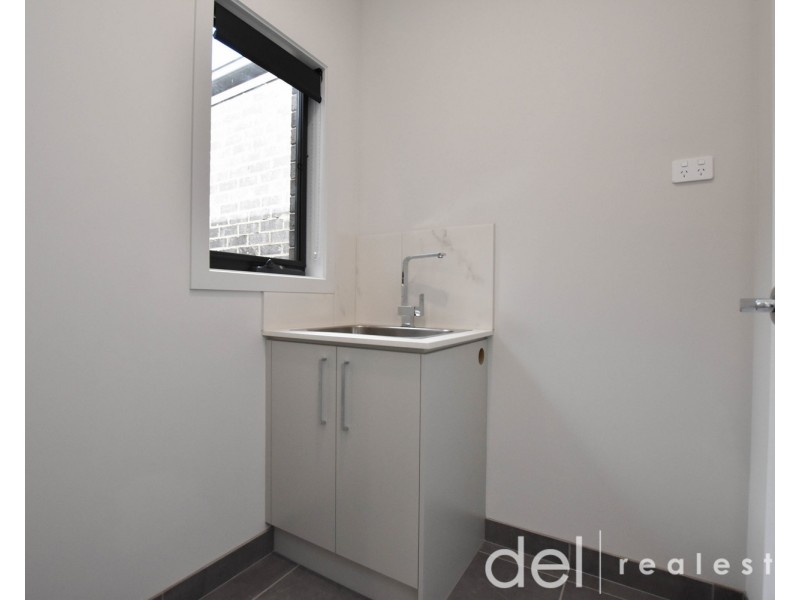 86 Bourbon Road, Cranbourne East VIC 3977