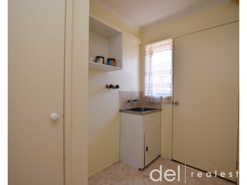 43 Gleneagles Drive, Endeavour Hills VIC 3802