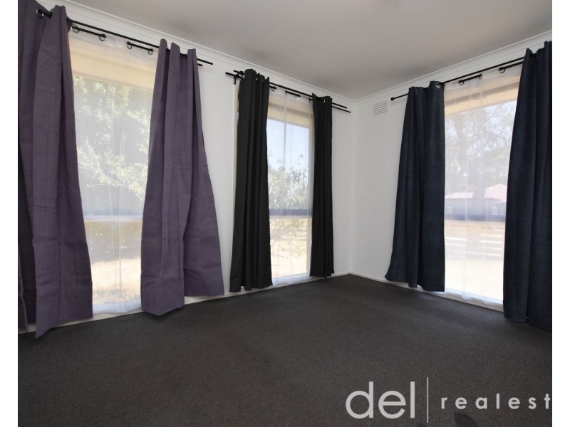 2 Gladeswood Drive, Mulgrave VIC 3170