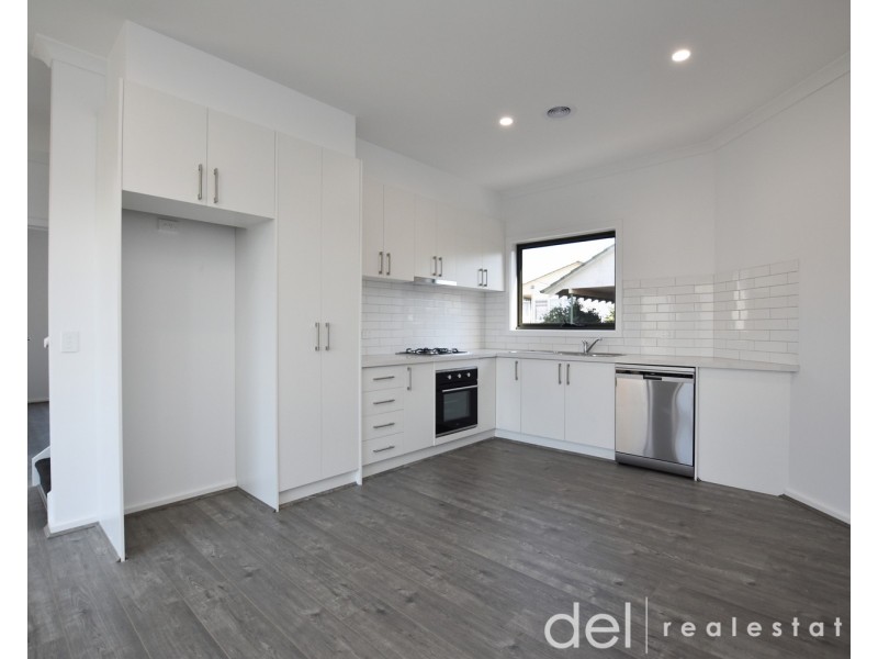 1/35 Ti Tree Drive, Doveton VIC 3177
