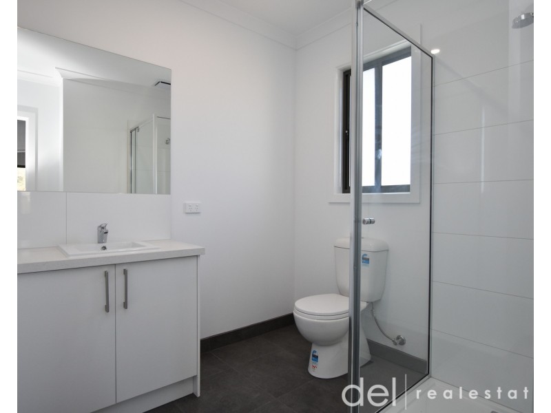 1/35 Ti Tree Drive, Doveton VIC 3177