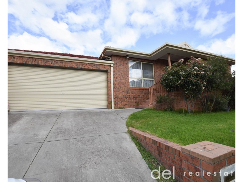 7 Lucy Place, Carrum Downs VIC 3201