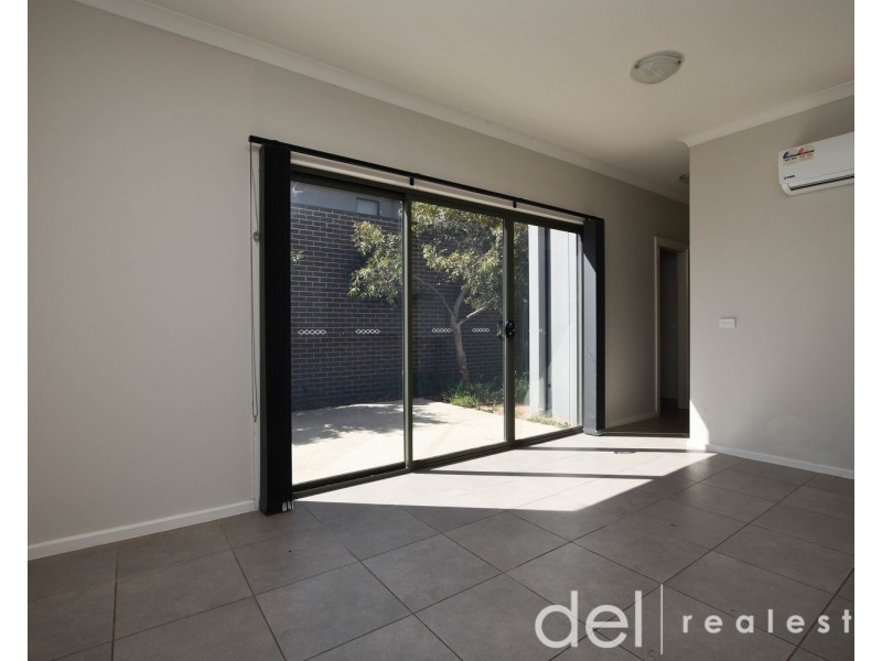 59 Eliburn Drive, Cranbourne East VIC 3977