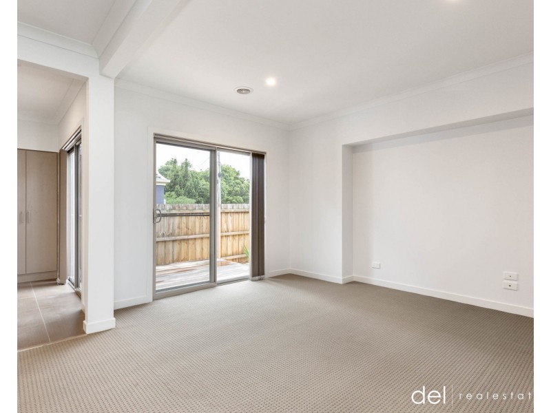 1 Crawford Avenue, Dandenong North VIC 3175