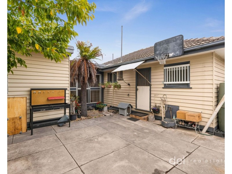 1 Lilac Avenue, Dandenong North VIC 3175
