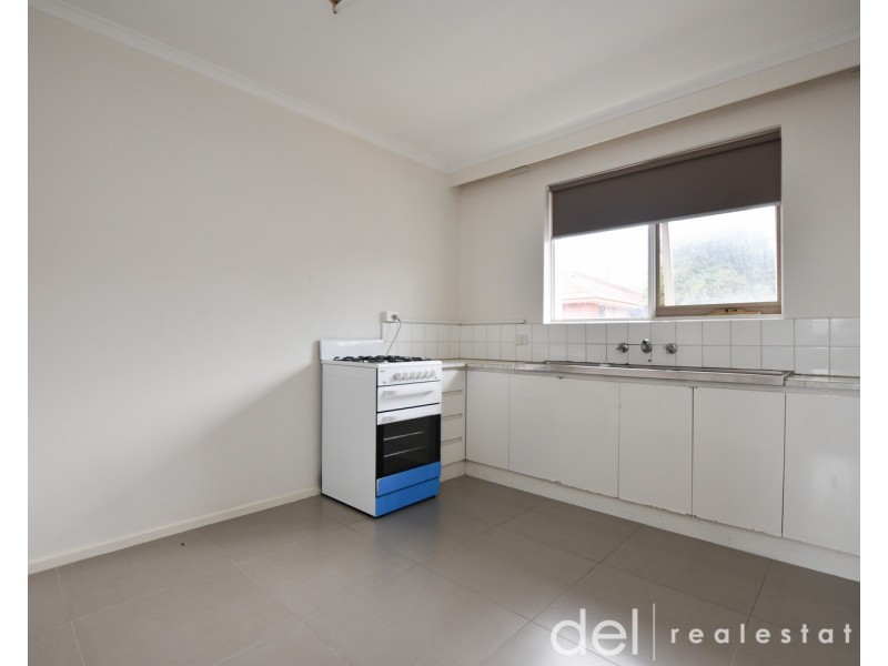 8/4-6  Keys Street, Dandenong VIC 3175