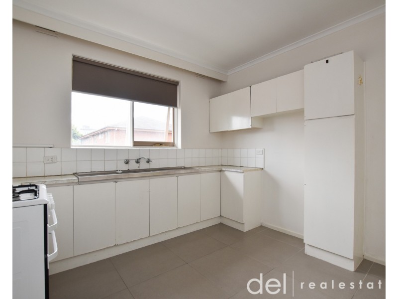 8/4-6  Keys Street, Dandenong VIC 3175