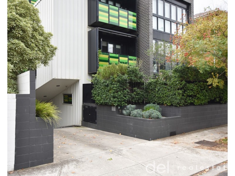 1/17 Ellesmere Road, Windsor VIC 3181