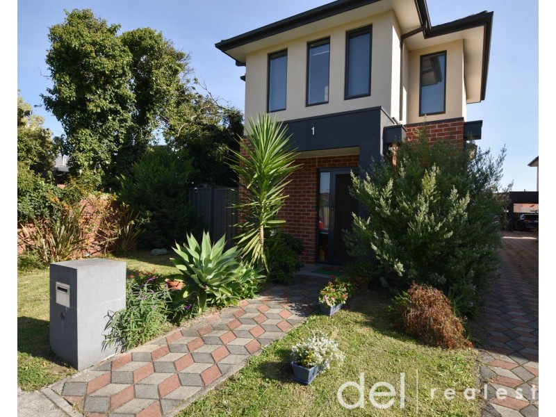 1/2 Roberts Street, Noble Park VIC 3174