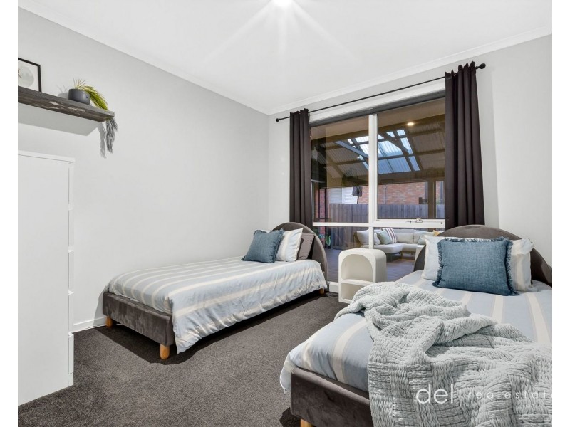 19 Seaton Rise, Hallam VIC 3803