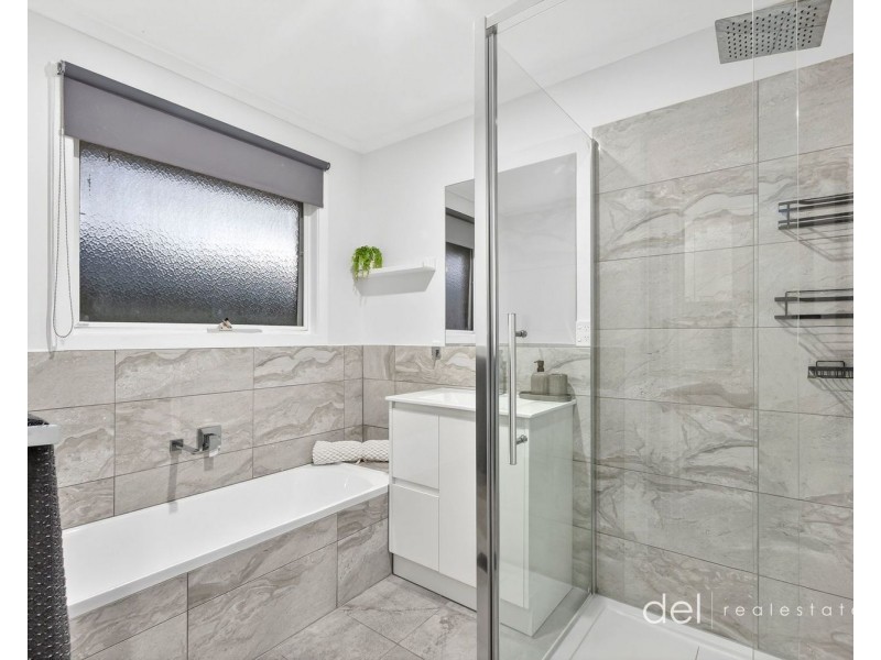 19 Seaton Rise, Hallam VIC 3803
