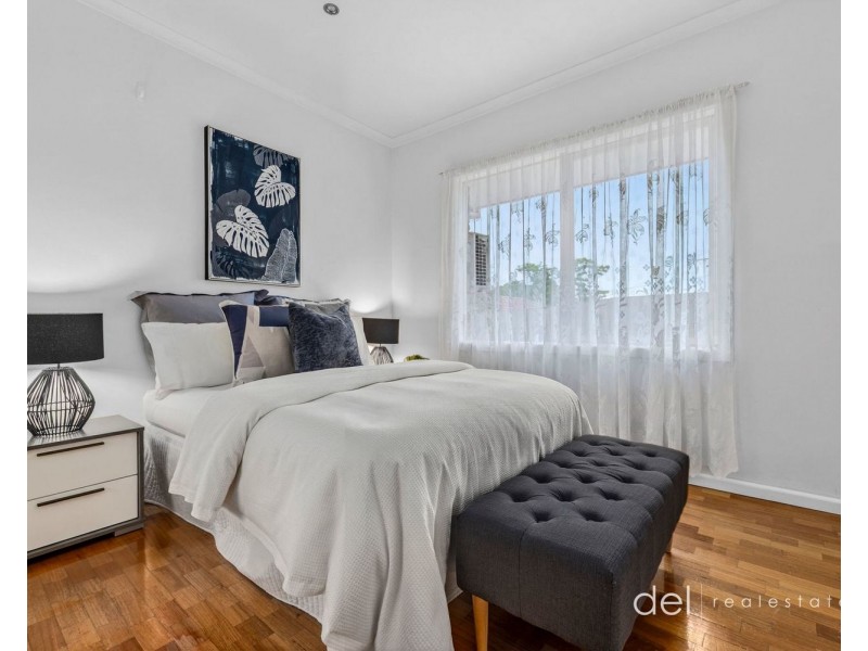 2/4 Lockington Crescent, Dandenong VIC 3175